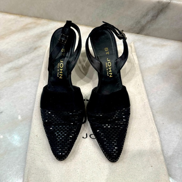 St. John Shoes - Vintage Black St. John Slingback Kitten Heels